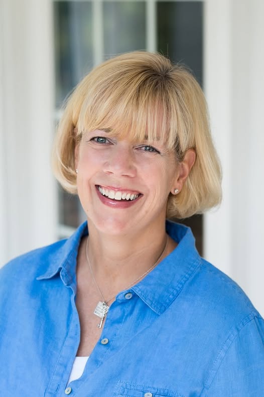 Kristin Mueller, Beloved Real Estate Agent, Dies Suddenly